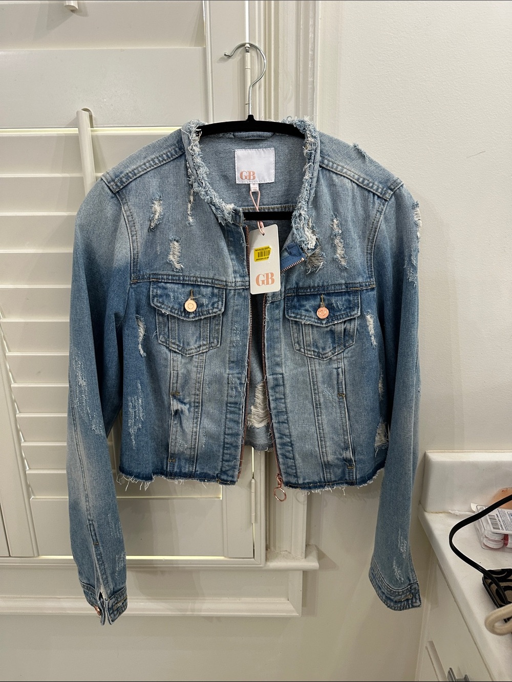 Gianni Bini Light Blue Distressed Cropped Denim Jacket